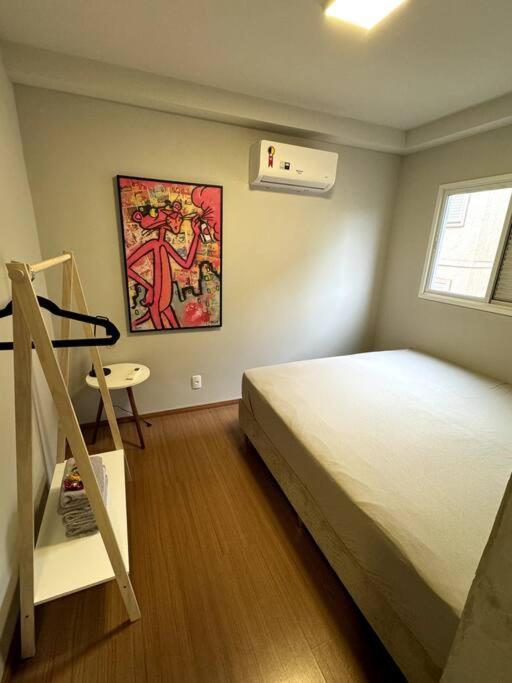 Condominio Solar Di Lucca Lindo Apartamento Com Ar Condicionado E Proximo A Uel ロンドリーナ エクステリア 写真